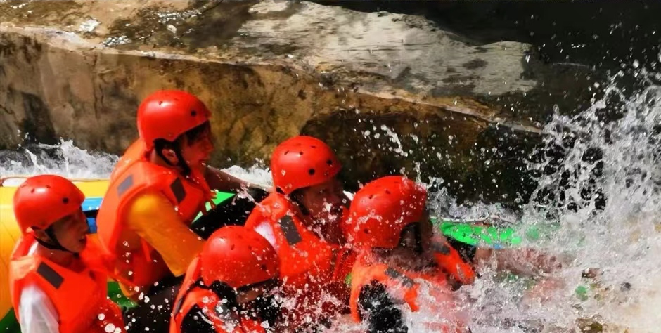 夏日炎炎 约个漂流吧